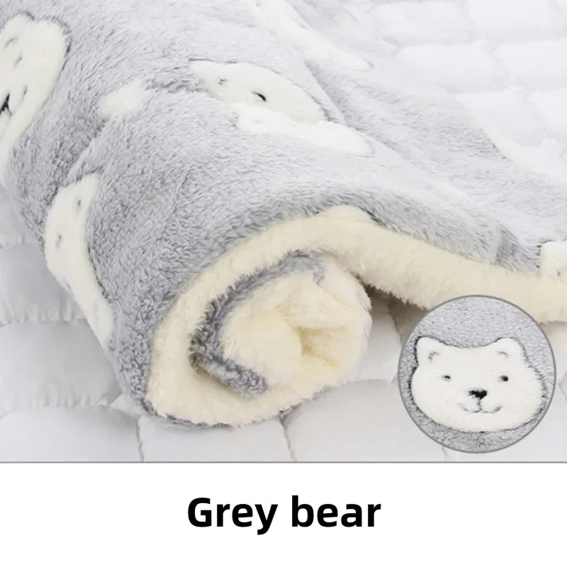 Doze plush dog bed mat in Grey Bear print