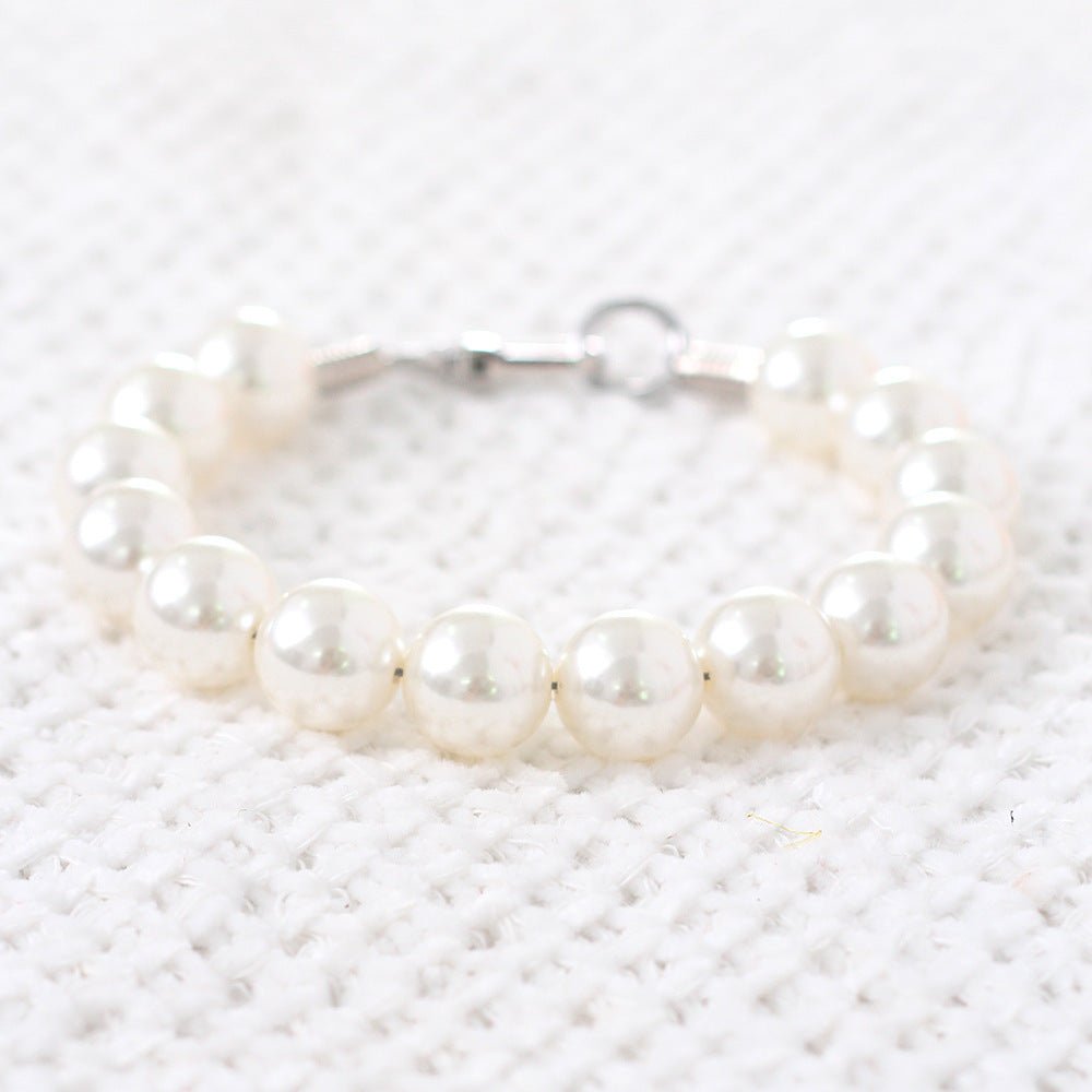Coco pearl dog necklace in White