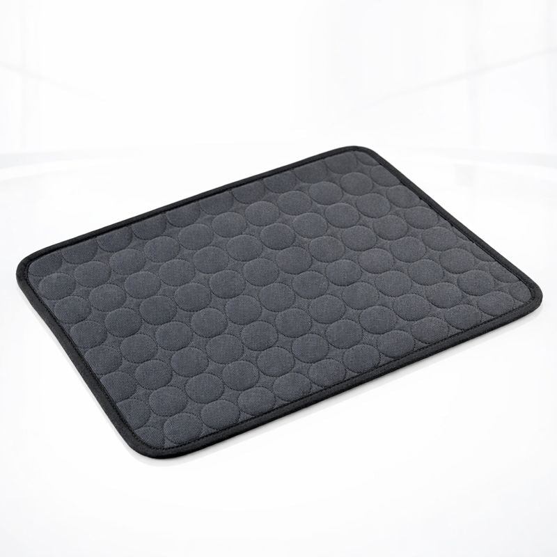 Shade cooling dog mat in dark grey