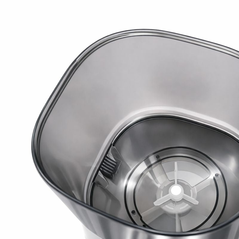 Anti-clog dispensing mechanism inside the Chef smart dog feeder