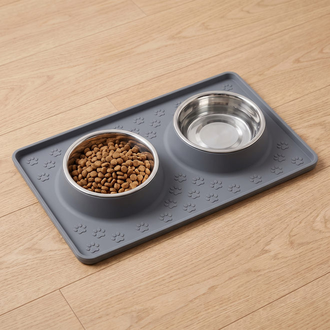 Nosh silicone dog feeding mat in grey with two bowls