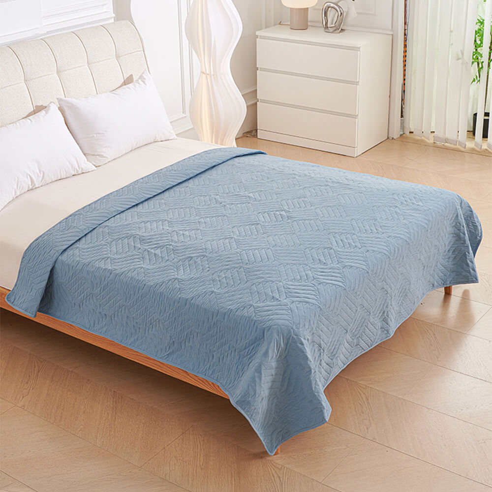 Shield waterproof dog blanket in Blue